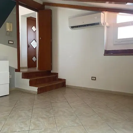 Garibaldi Suites & Apartmán *