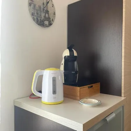 Garibaldi Suites & Apartmán *