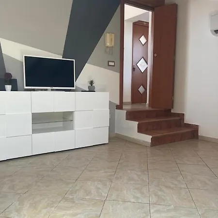 Garibaldi Suites & Apartmán