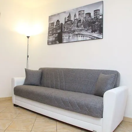 Garibaldi Suites & Katánie